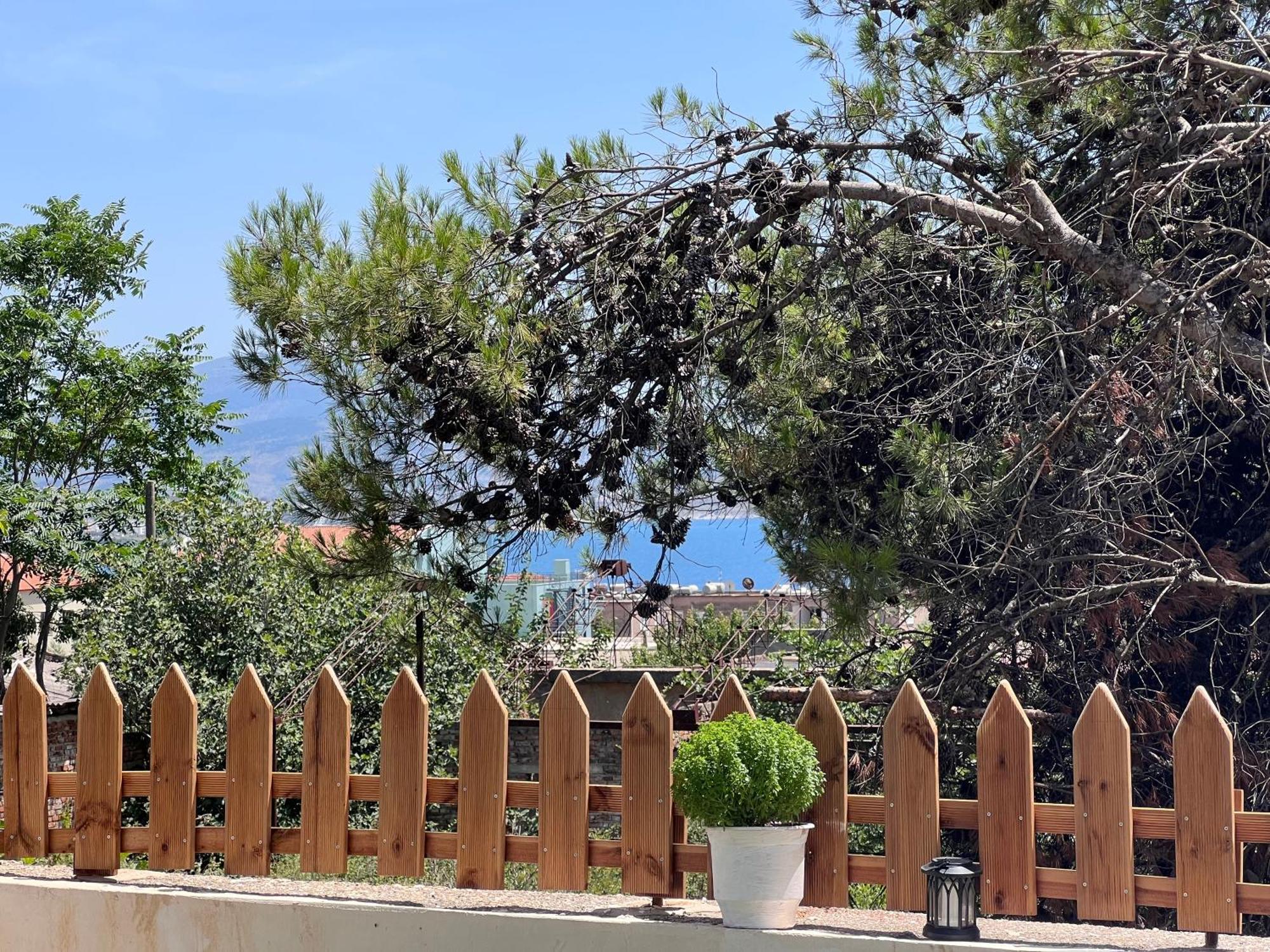 The Gwen Daire Saranda Dış mekan fotoğraf